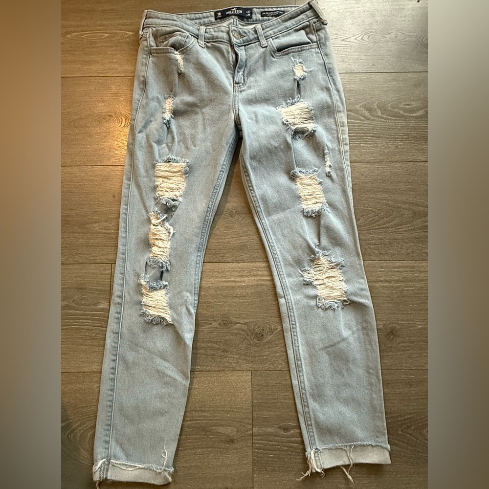 Hollister Low Rise Super Skinny Crop Jeans Light Wash Distressed 5R W27 L26